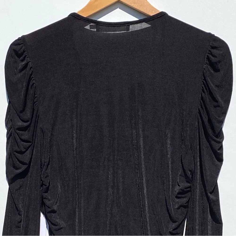 NWT ASTR The Label Women’s Black Ruched Front Long Sleeve Top size XL - Picture 10 of 10
